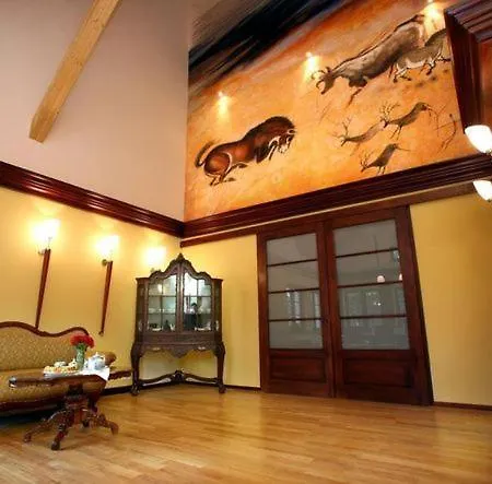 Barbara מלון Oborniki Śląskie